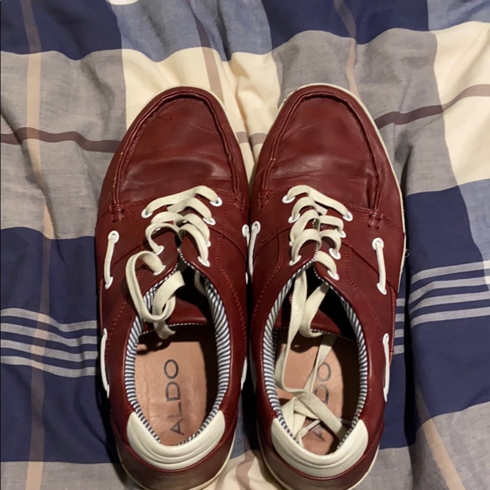 Also Sneakers
